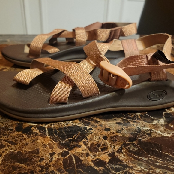 Chaco Rose Gold Metallic Z Cloud Sandals - Picture 2 of 9